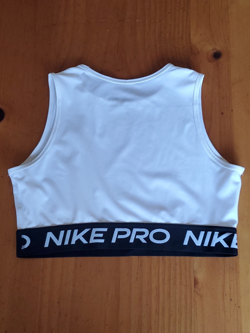 Nike Crop Tank - Picture 6 of 9
